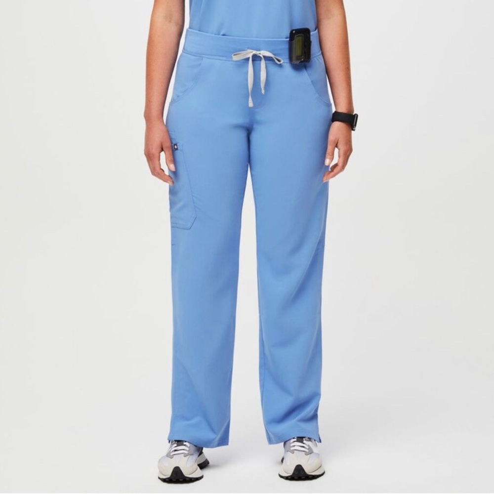 Figs Kade Cargo Scrub Pants (Small - Tall)